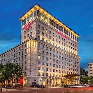 Mercure Grand מלון