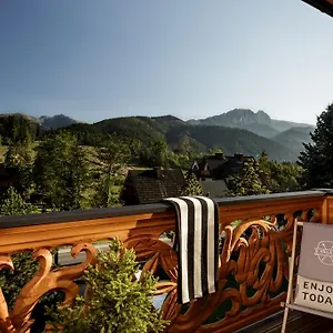 Bed & Breakfast 11 Folk & Design